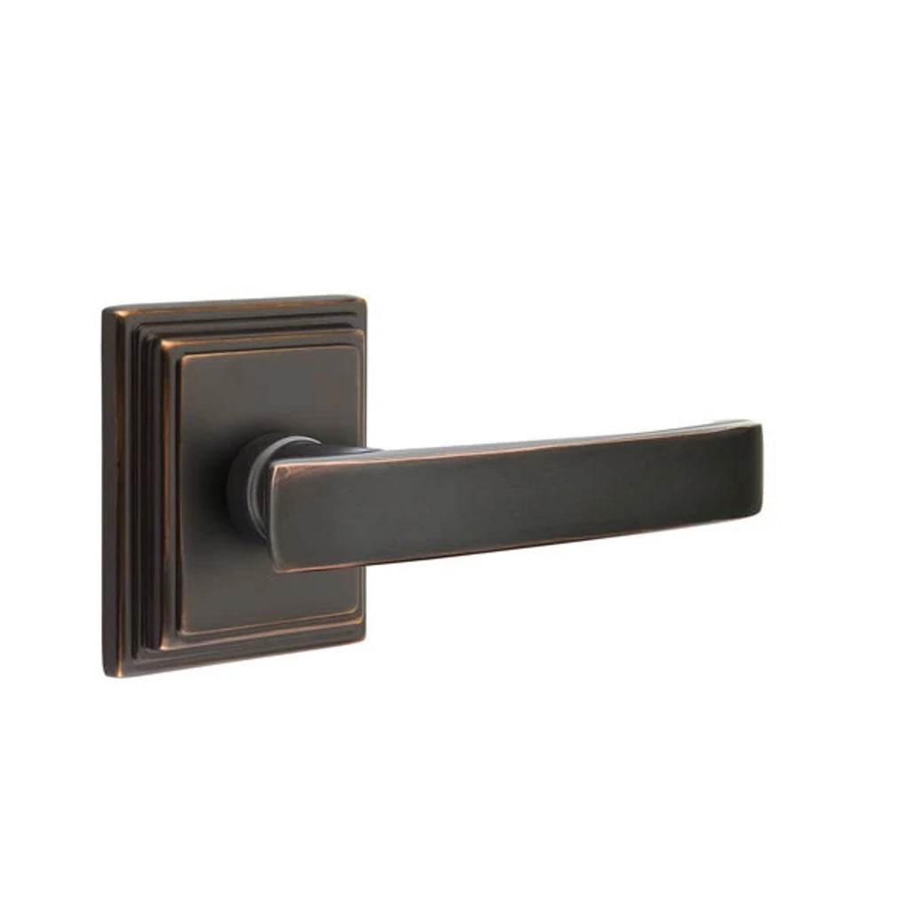 Bronce Aceitado · Wilshire Rosette