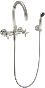 California Faucets Descanso Industrial Llenador de Tina de Montaje en Pared - Pico en Arco