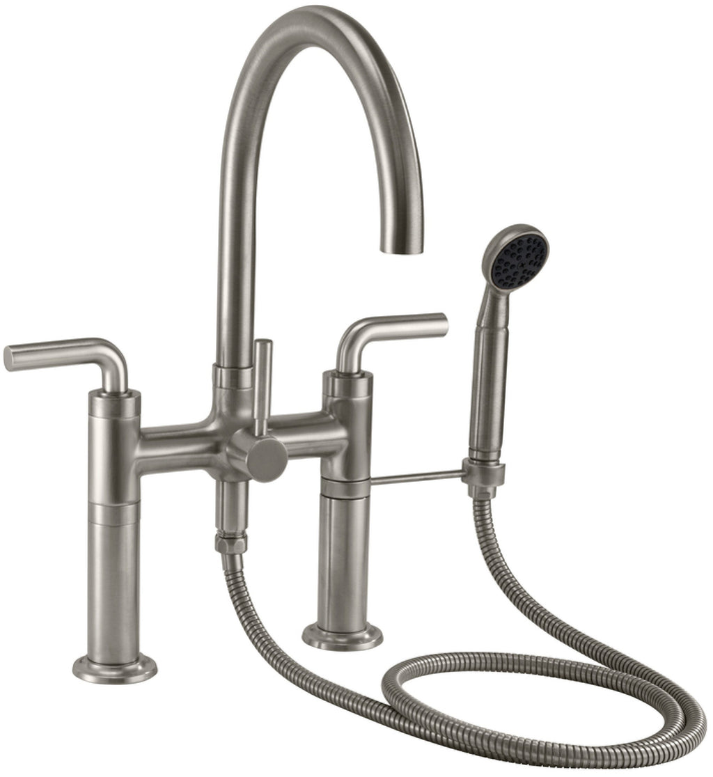 California Faucets Descanso Industrial Llenador de Tina de Montaje en Cubierta - Pico en Arco