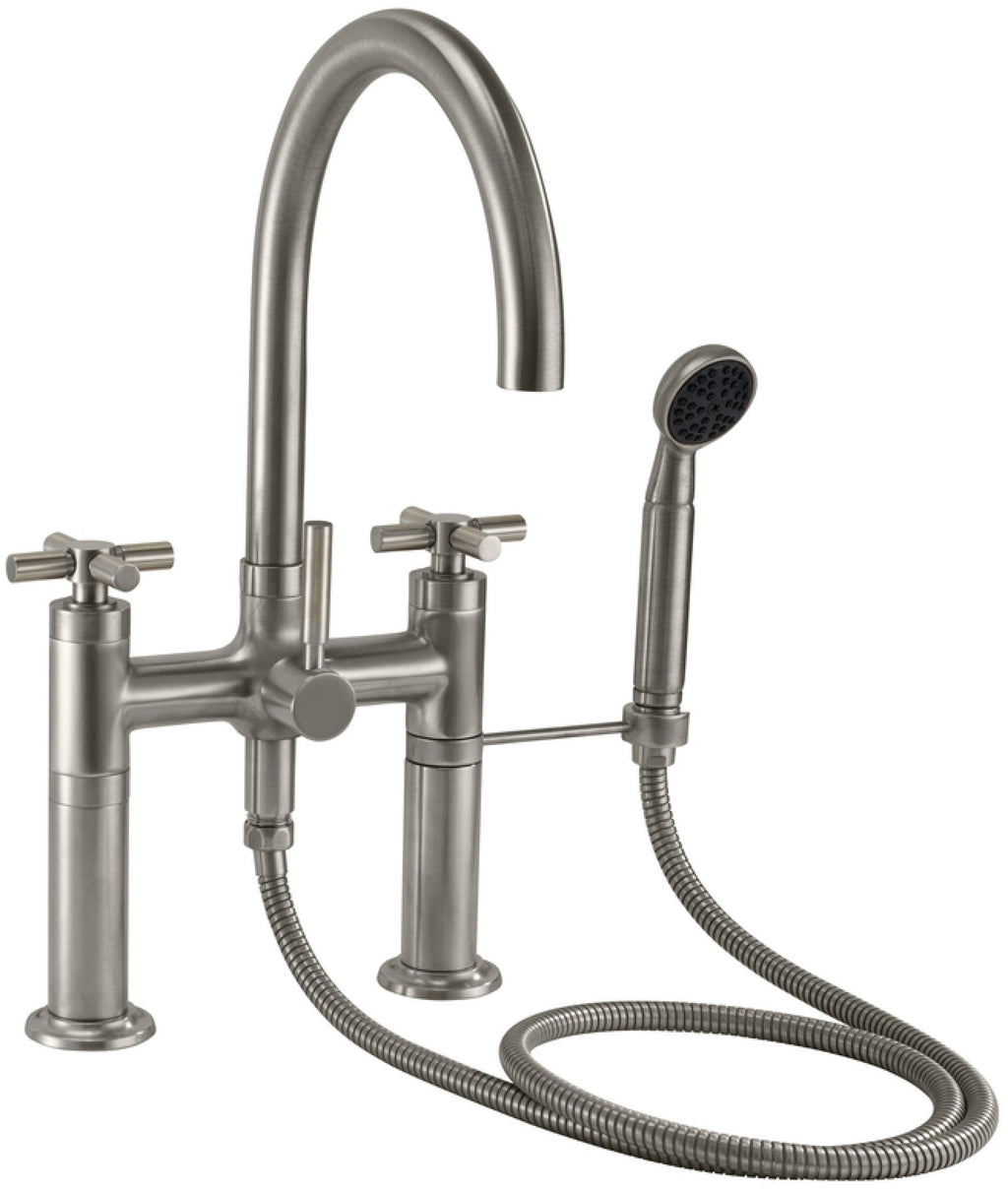 California Faucets Descanso Industrial Llenador de Tina de Montaje en Cubierta - Pico en Arco
