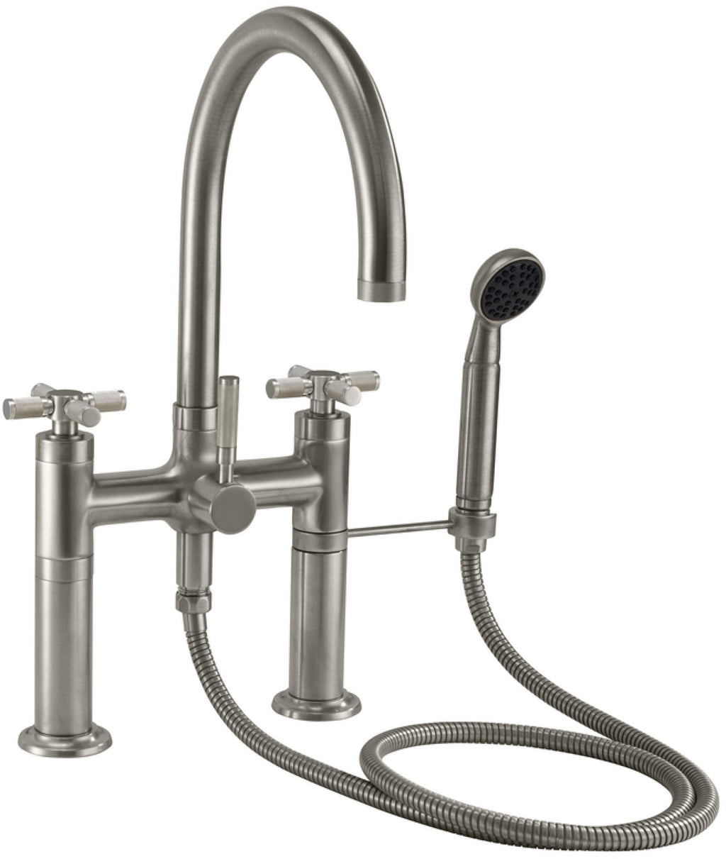 California Faucets Descanso Industrial Llenador de Tina de Montaje en Cubierta - Pico en Arco