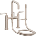 California Faucets Bolsa Contemporaneo Llenador de Tina de Montaje en Cubierta - Pico Cuadrado