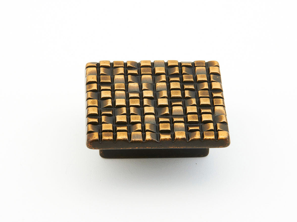 Schaub Perilla Mosaic Call Cuadrada, 1-7/8" diám. — Bronce Antiguo