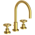Newport Brass East Linear 2920 — vista de producto — Latón Satinado (PVD)