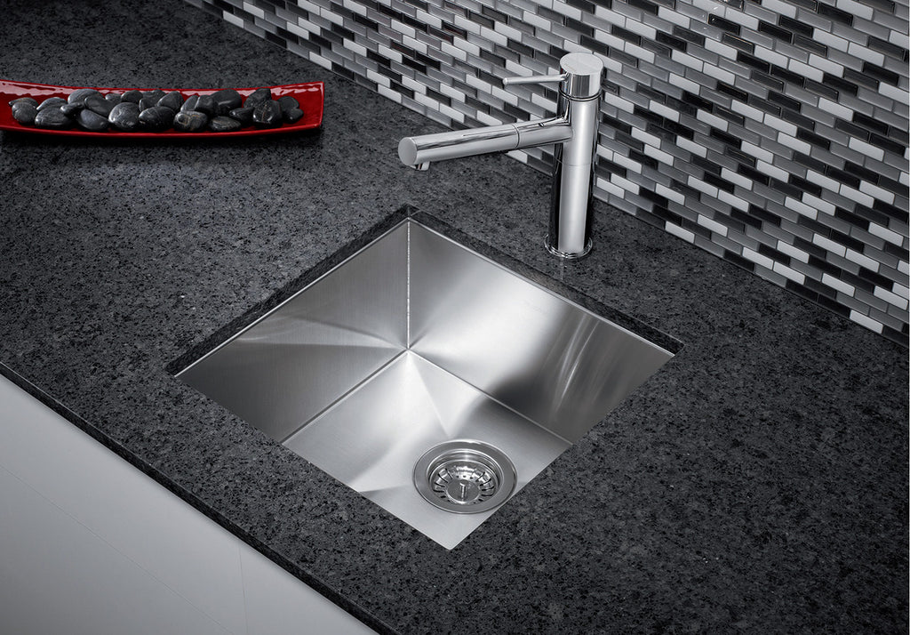 Blanco Quatrus R0 Bar — Tarja de Acero Inoxidable