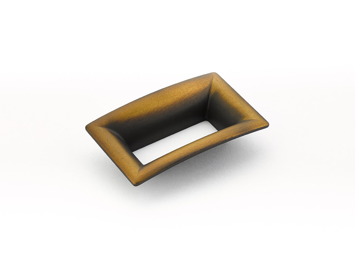 Schaub Jaladera Finestrino Flared Rectange — Bronce Bruñido