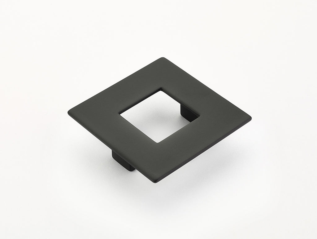 Schaub Jaladera Finestrino Plana Cuadrada, 2-1/2" cc — Negro Mate