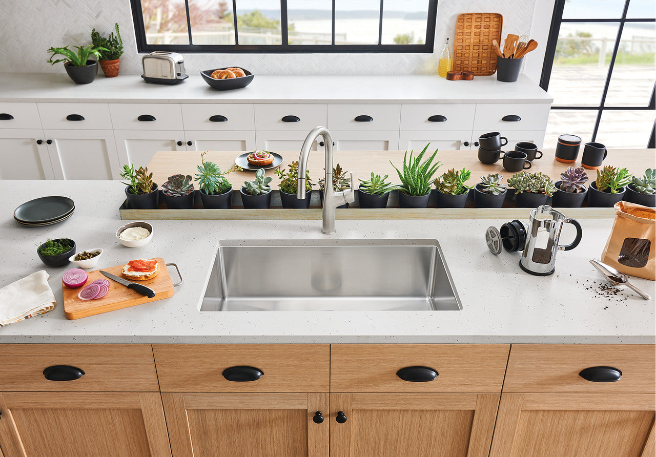 Blanco Cuvee R15 32″ Super Single Bowl — Tarja de Acero Inoxidable