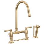 Brizo Faircroft Mezcladora Puente de Cubierta — Surtidor en Arco con Rociador Lateral — Oro Luxe — Manija Coin Edge