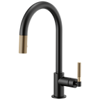 Brizo Litze Mezcladora Extraíble — Surtidor en Arco, Manija Knurled — Negro Mate/Oro Luxe