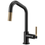 Brizo Litze Mezcladora Extraíble — Surtidor en Ángulo, Manija Knurled — Negro Mate/Oro Luxe