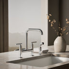 Kohler Purist — Mezcladora de Cocina tipo Puente con Rociador Lateral — Ambientación 4