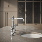 Kohler Artifacts — Mezcladora tipo Puente para Bar/Prep con Rociador Lateral — Ambientación 2