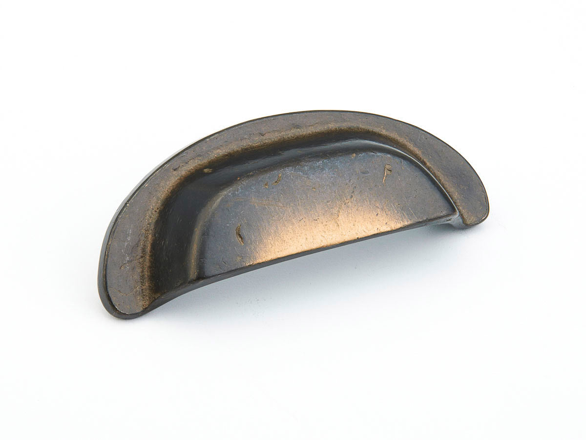 Schaub Jaladera Mountain Cup, 3-1/2" cc — Bronce Antiguo