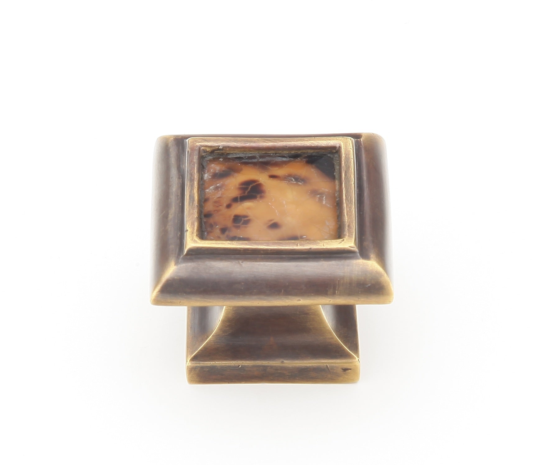 Schaub Perilla Tiger Penshell Inlay Cuadrada, 1-1/4" diám. — Bronce Antiguo