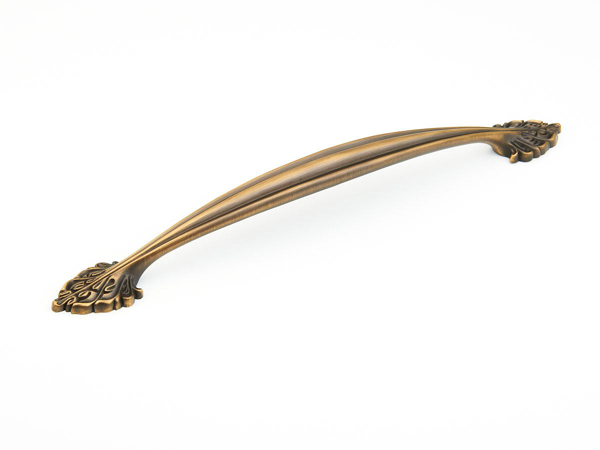 Schaub Jaladera para Electrodoméstico Corinthian Redington, 15" cc — Estándar