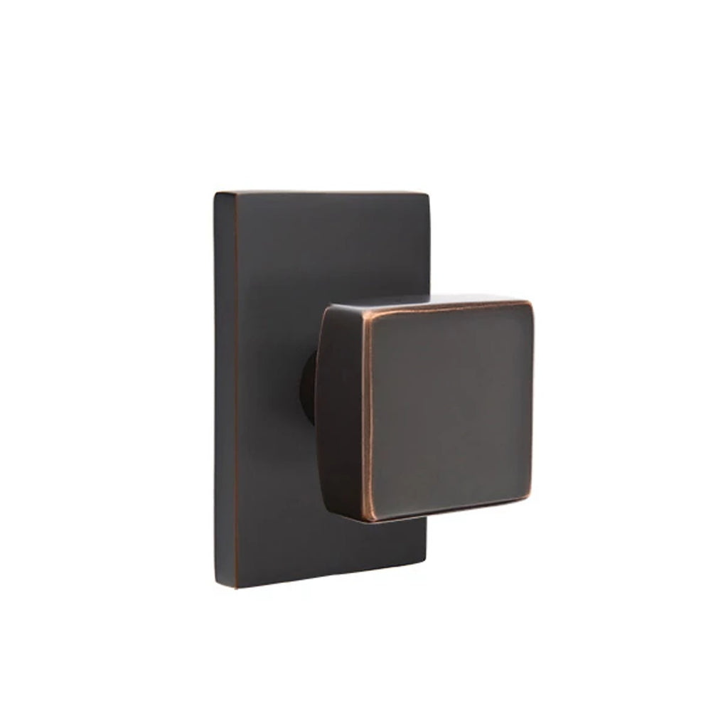 Bronce Aceitado · Modern Rectangular Rosette