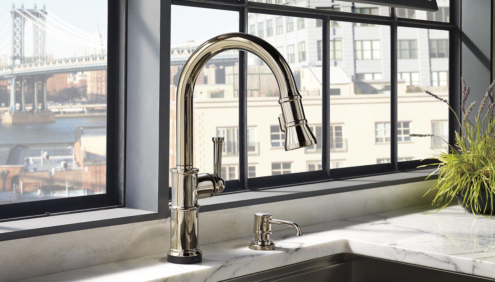 Brizo Artesso Mezcladora Extraíble SmartTouch® — Ambientación 1