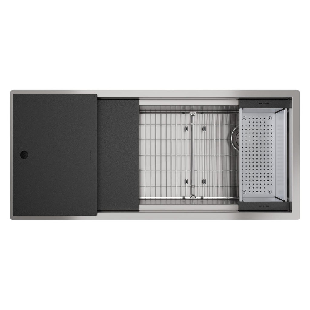 Elkay Tarja Circuit Chef® Workstation Acero Inoxidable 45-1/2" x 20-1/2" x 10" de Un Tazón Bajo Cubierta (Kit con Tablas de Polímero Negro) — vista de producto