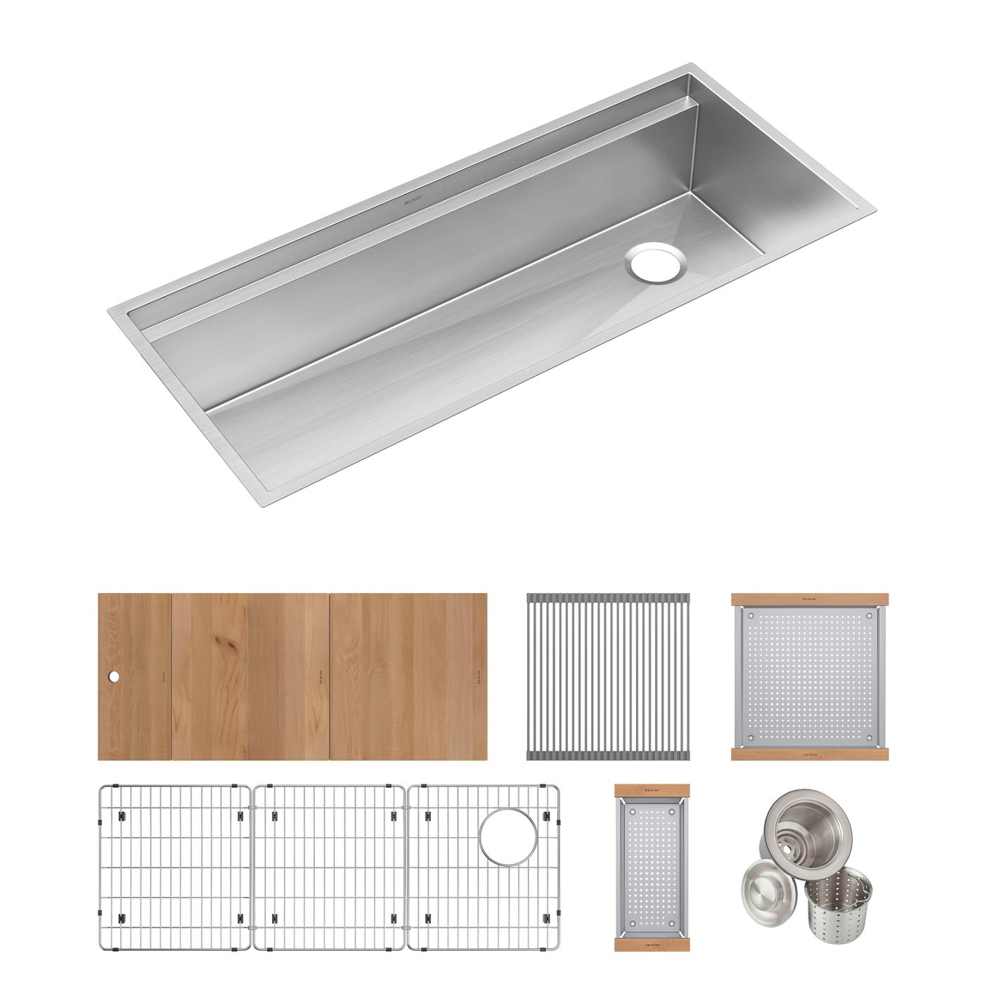 Elkay Tarja Circuit Chef® Workstation Acero Inoxidable 45-1/2" x 20-1/2" x 10" de Un Tazón Bajo Cubierta (Kit con Tablas de Madera de Cerezo) — ambiente de cocina