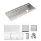 Elkay Tarja Circuit Chef® Workstation Acero Inoxidable 45-1/2" x 20-1/2" x 10" de Un Tazón Bajo Cubierta (Kit con Tablas de Polímero Blanco) — ambiente de cocina