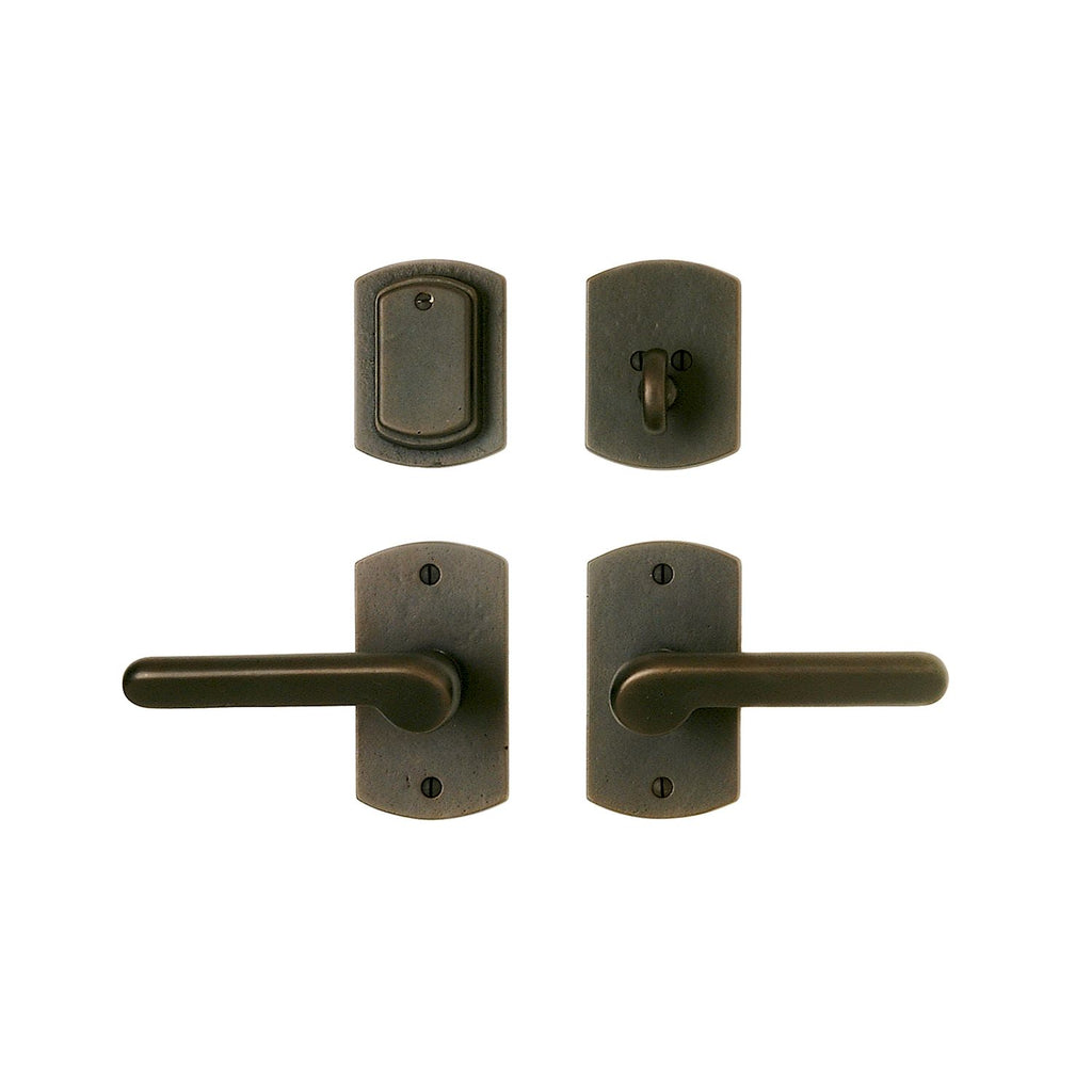 uego de Entrada Curved 2 1/2" x 4 1/2" — Rocky Mountain Hardware bronce macizo