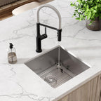 Elkay Tarja Crosstown® Calibre 18 Acero Inoxidable 18-1/2" x 18-1/2" x 9" de Un Tazón Bajo Cubierta (Kit) — ambiente de cocina