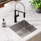 Elkay Tarja Crosstown® Calibre 18 Acero Inoxidable 18-1/2" x 18-1/2" x 9" de Un Tazón Bajo Cubierta — ambiente de cocina