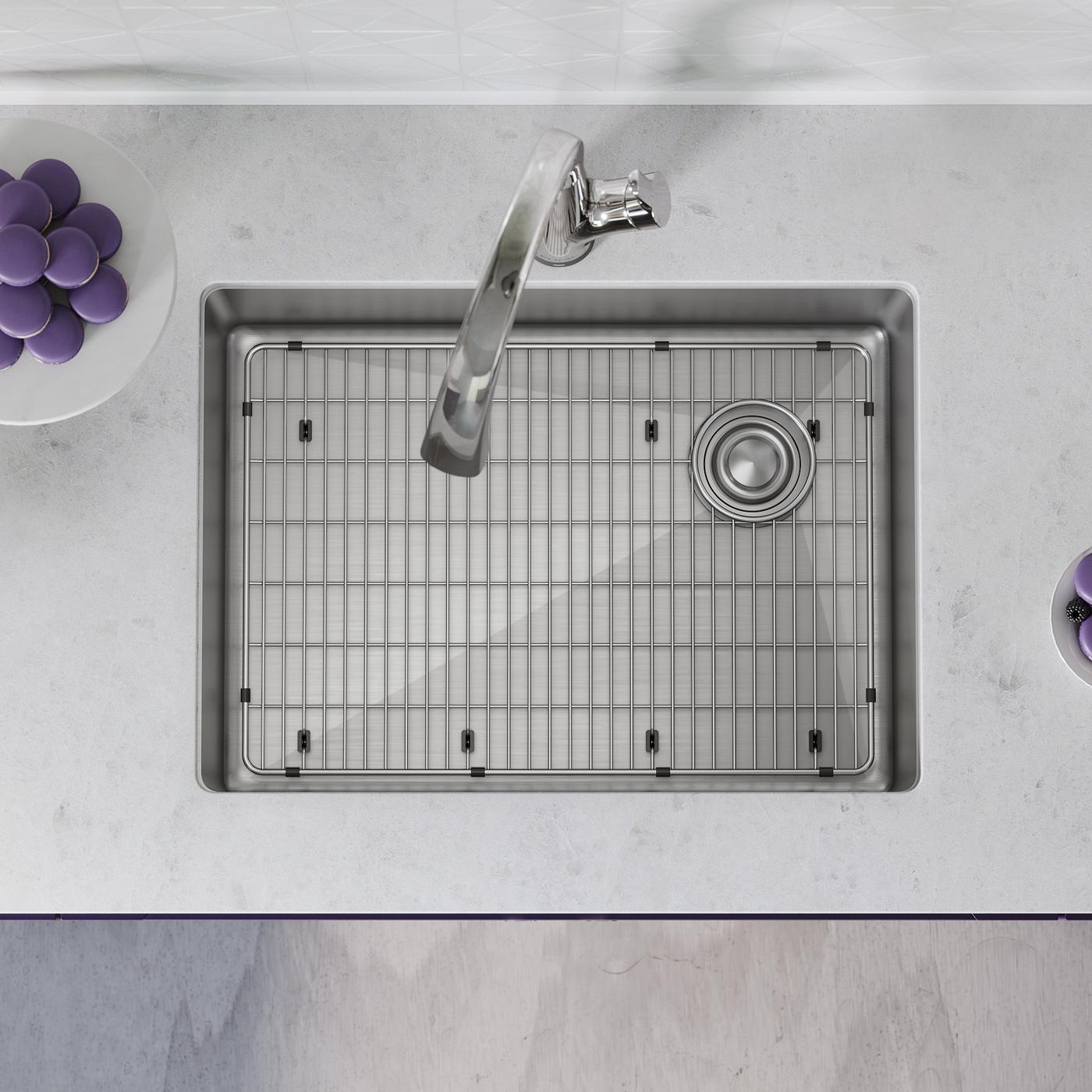 Elkay Tarja Crosstown® Calibre 18 Acero Inoxidable 25-1/2" x 18-1/2" x 9" de Un Tazón Bajo Cubierta (Kit con Llave Filtrada) — ambiente de cocina