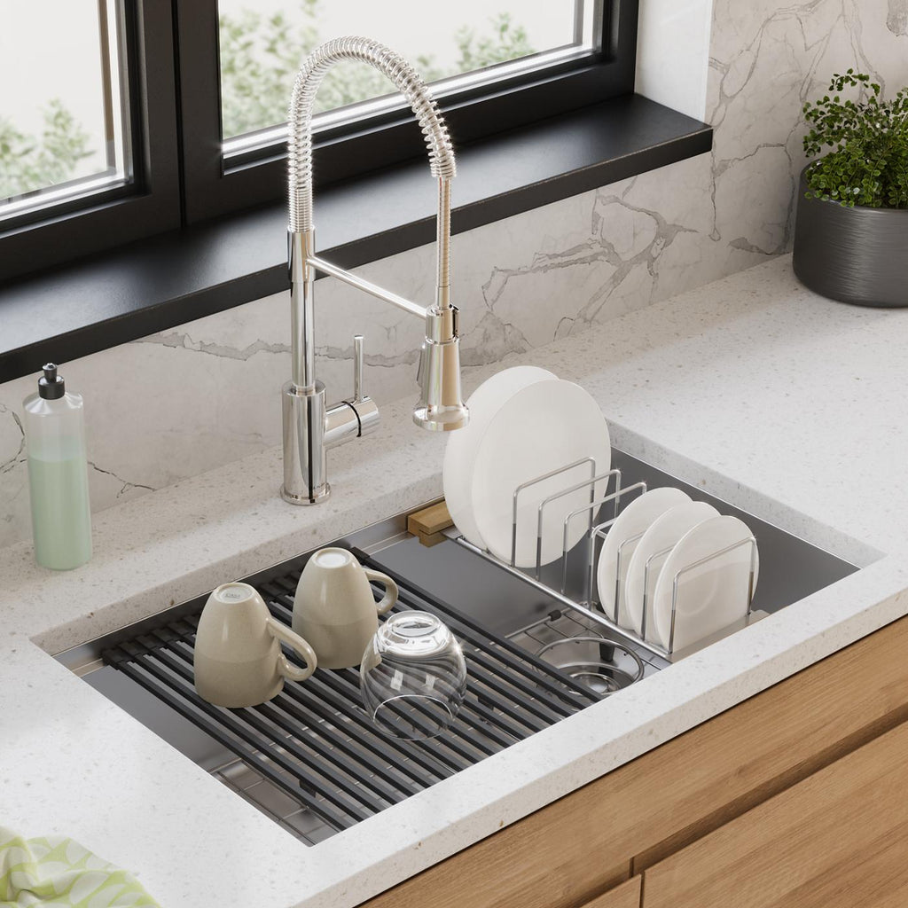 Elkay Tarja Crosstown® Calibre 18 Workstation Acero Inoxidable 31-1/2" x 18-1/2" x 9" de Un Tazón Bajo Cubierta (Kit con Llave) — ambiente de cocina