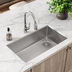 Elkay Tarja Crosstown® Calibre 18 Acero Inoxidable 31-1/2" x 18-1/2" x 9" de Un Tazón Bajo Cubierta — ambiente de cocina