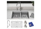 Elkay Tarja Crosstown® Calibre 18 Acero Inoxidable 31-1/2" x 18-1/2" x 9" de Dos Tazones Iguales Bajo Cubierta (Kit) with Faucet — ambiente de cocina