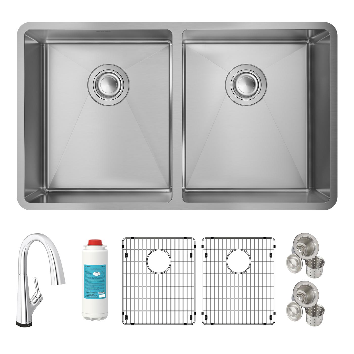 Elkay Tarja Crosstown® Calibre 18 Acero Inoxidable 31-1/2" x 18-1/2" x 9" de Dos Tazones Iguales Bajo Cubierta (Kit con Llave Filtrada) — ambiente de cocina