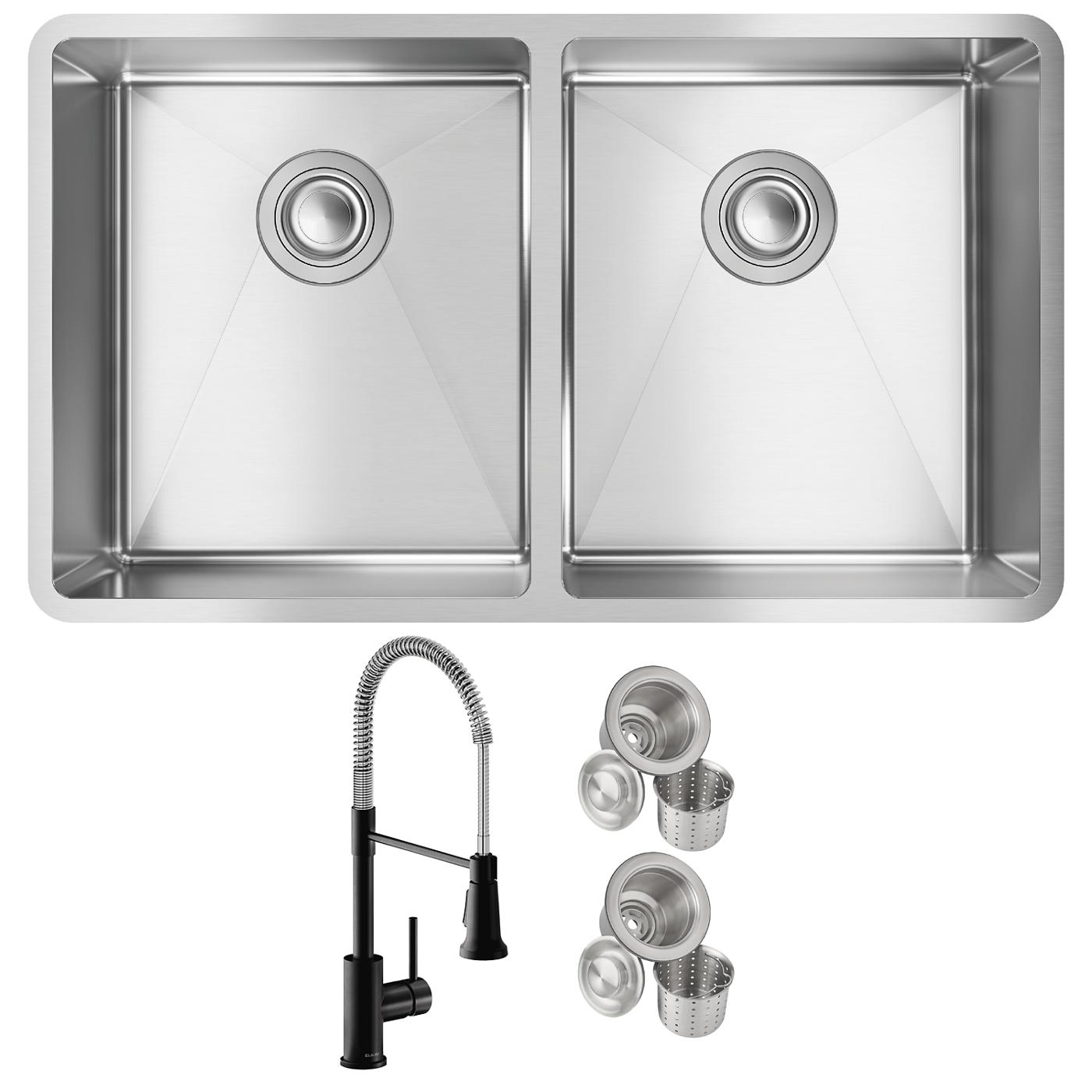 Elkay Tarja Crosstown® Calibre 18 Acero Inoxidable 31-1/2" x 18-1/2" x 9" de Dos Tazones Iguales Bajo Cubierta (Kit con Llave y Drenaje) — ambiente de cocina