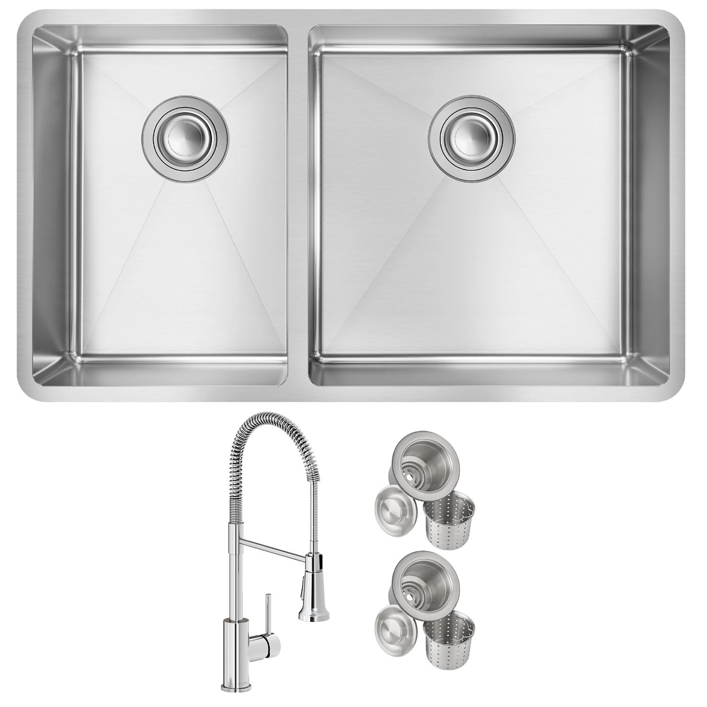 Elkay Tarja Crosstown® Calibre 18 Acero Inoxidable 31-1/2" x 18-1/2" x 9" 40/60 de Dos Tazones Bajo Cubierta (Kit con Llave y Drenaje) — ambiente de cocina
