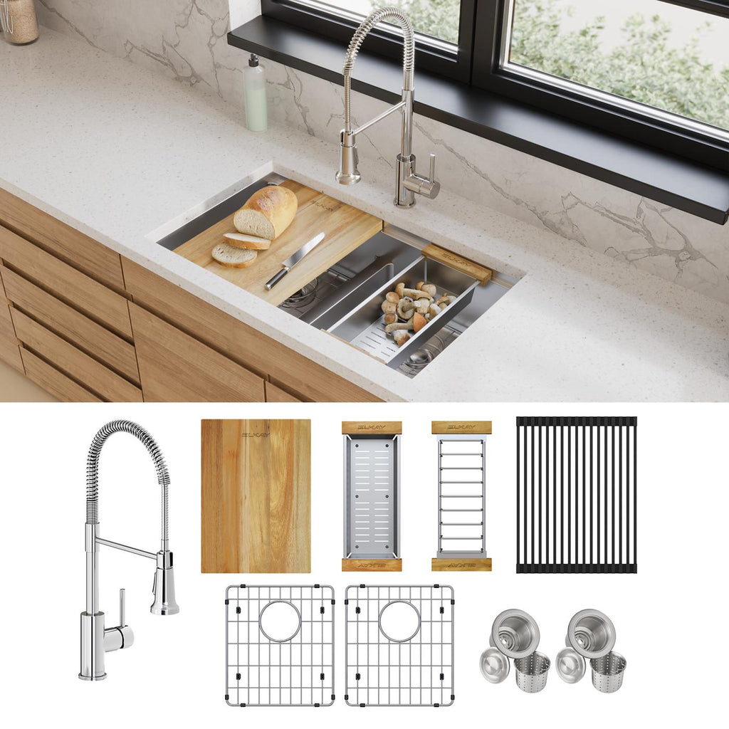 Elkay Tarja Crosstown® Calibre 18 Workstation Acero Inoxidable 31-1/2" x 18-1/2" x 9" de Dos Tazones Iguales Bajo Cubierta (Kit con Llave) con Aqua Divide — ambiente de cocina