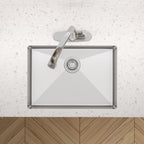 Elkay Tarja Crosstown® Calibre 18 Acero Inoxidable 25-1/2" x 18-1/2" x 5-1/2" de Un Tazón Bajo Cubierta — ambiente de cocina
