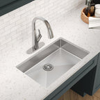 Elkay Tarja Crosstown® Calibre 18 Acero Inoxidable 29-1/2" x 18-1/2" x 5-1/2" de Un Tazón Bajo Cubierta — ambiente de cocina
