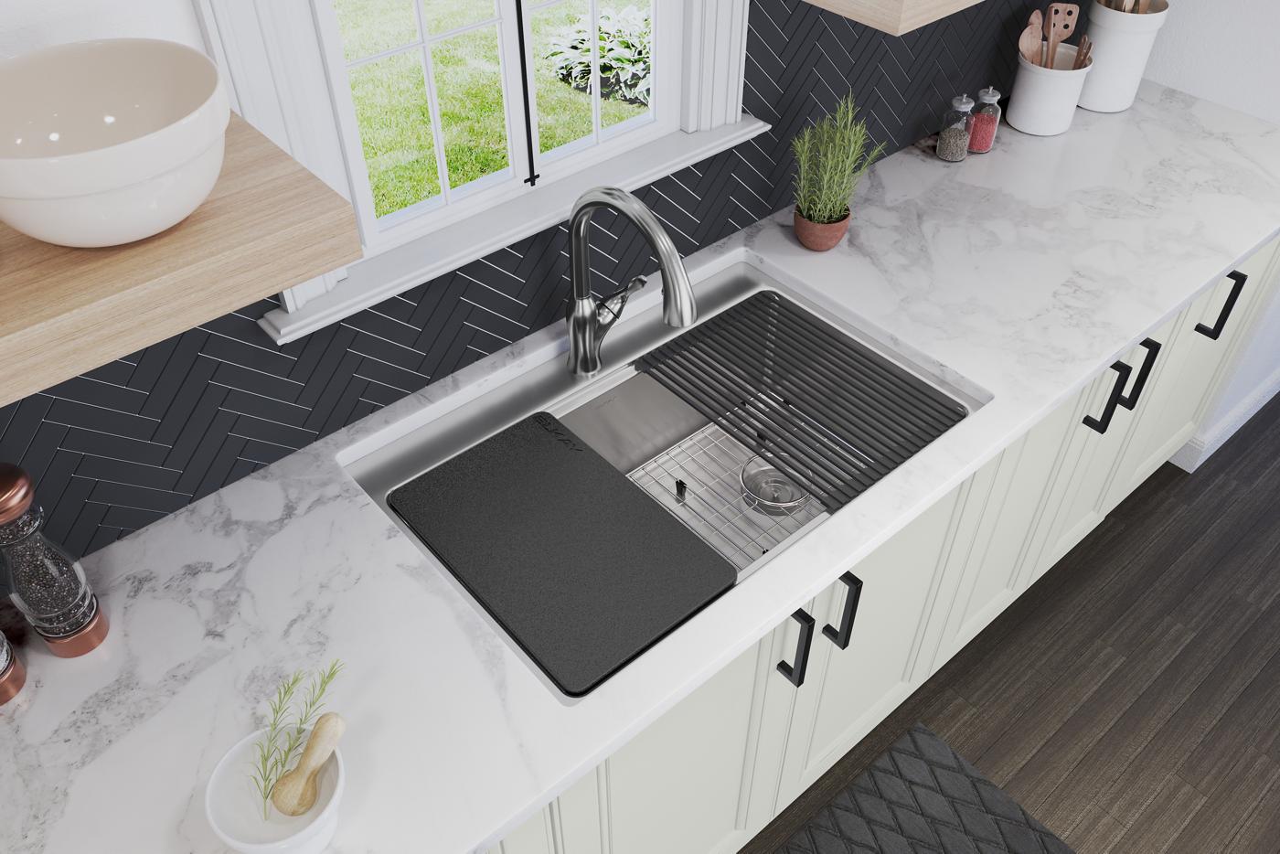 Elkay Tarja Crosstown® Workstation Acero Inoxidable 33" x 22" x 9" 1 Orificio de Un Tazón de Doble Montaje — ambiente de cocina