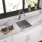 Elkay Tarja Crosstown® Calibre 16 Acero Inoxidable 16" x 18-1/2" x 10" de Un Tazón Bajo Cubierta — ambiente de cocina