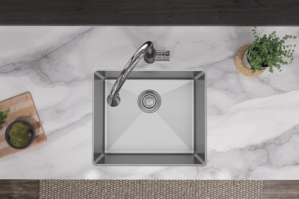 Elkay Tarja Crosstown® Calibre 16 Acero Inoxidable 21-1/2" x 18-1/2" x 10" de Un Tazón Bajo Cubierta — ambiente de cocina