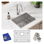 Elkay Tarja Crosstown® Calibre 16 Acero Inoxidable 23-1/2" x 18-1/4" x 8" de Un Tazón Bajo Cubierta (Kit) — ambiente de cocina