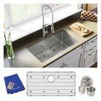 Elkay Tarja Crosstown® Calibre 16 Acero Inoxidable 32-1/2" x 18" x 10" de Un Tazón Bajo Cubierta (Kit) — ambiente de cocina