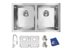 Elkay Tarja Crosstown® Calibre 16 Acero Inoxidable 30-3/4" x 18-1/2" x 10" de Dos Tazones Iguales Bajo Cubierta (Kit) with Faucet — ambiente de cocina