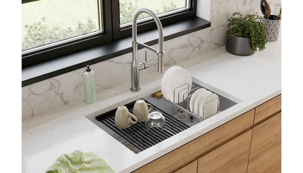 Elkay Tarja Crosstown® Calibre 16 Workstation Acero Inoxidable 31-1/2" x 18-1/2" x 9" de Dos Tazones Iguales (Kit con Aqua Divide) — ambiente de cocina