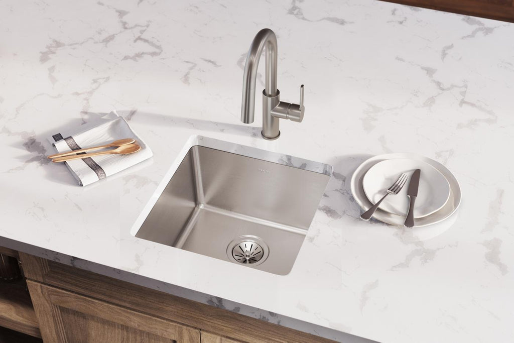 Elkay Tarja Lustertone Iconix® Calibre 18 Acero Inoxidable 18-1/2" x 18-1/2" x 9" de Un Tazón Bajo Cubierta — ambiente de cocina