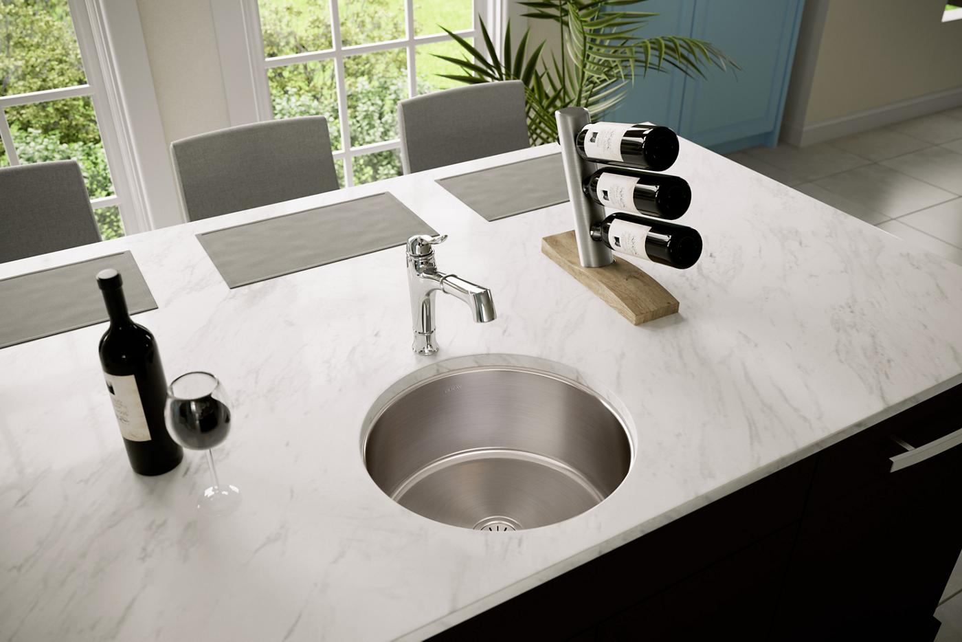 Elkay Tarja Lustertone® Classic Acero Inoxidable 18-3/8" x 18-3/8" x 8" de Un Tazón Bajo Cubierta — ambiente de cocina