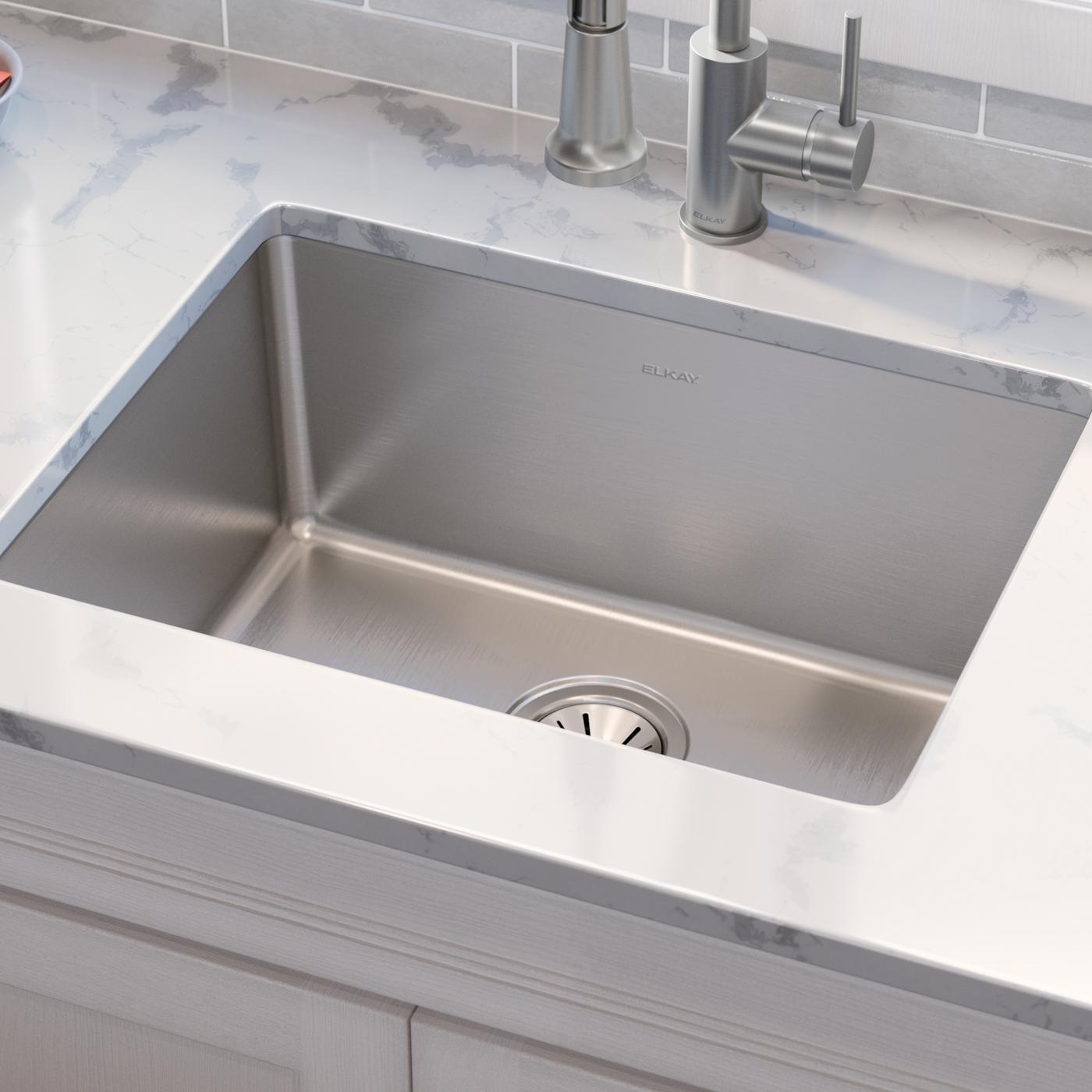 Elkay Tarja Lustertone Iconix® Calibre 18 Acero Inoxidable 23-1/2" x 18-1/4" x 9" de Un Tazón Bajo Cubierta — ambiente de cocina