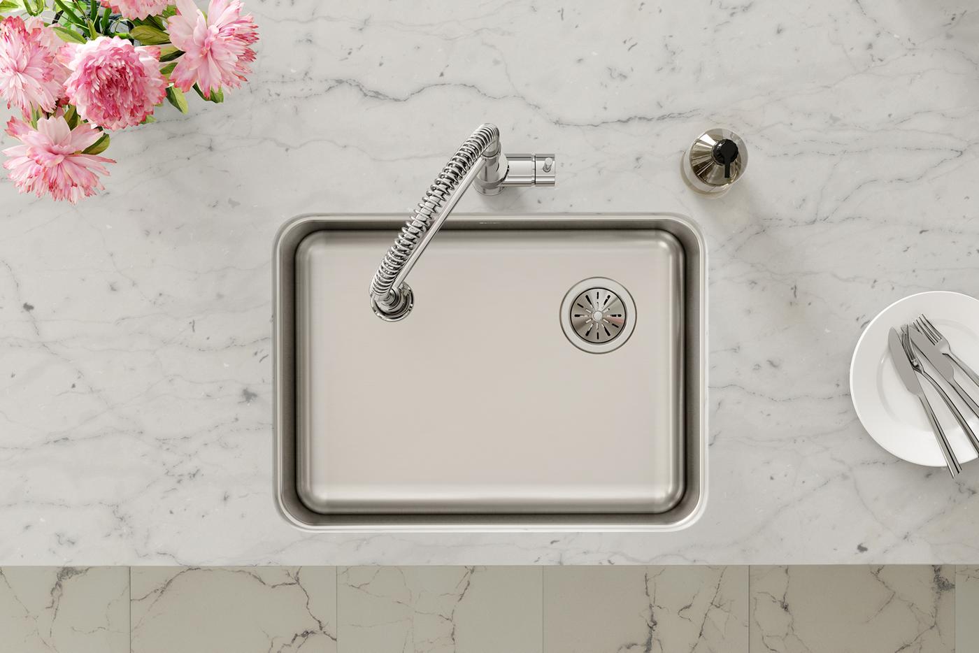 Elkay Tarja Lustertone® Classic Acero Inoxidable 25-1/2" x 19-1/4" x 8" de Un Tazón Bajo Cubierta with Right Drain — ambiente de cocina