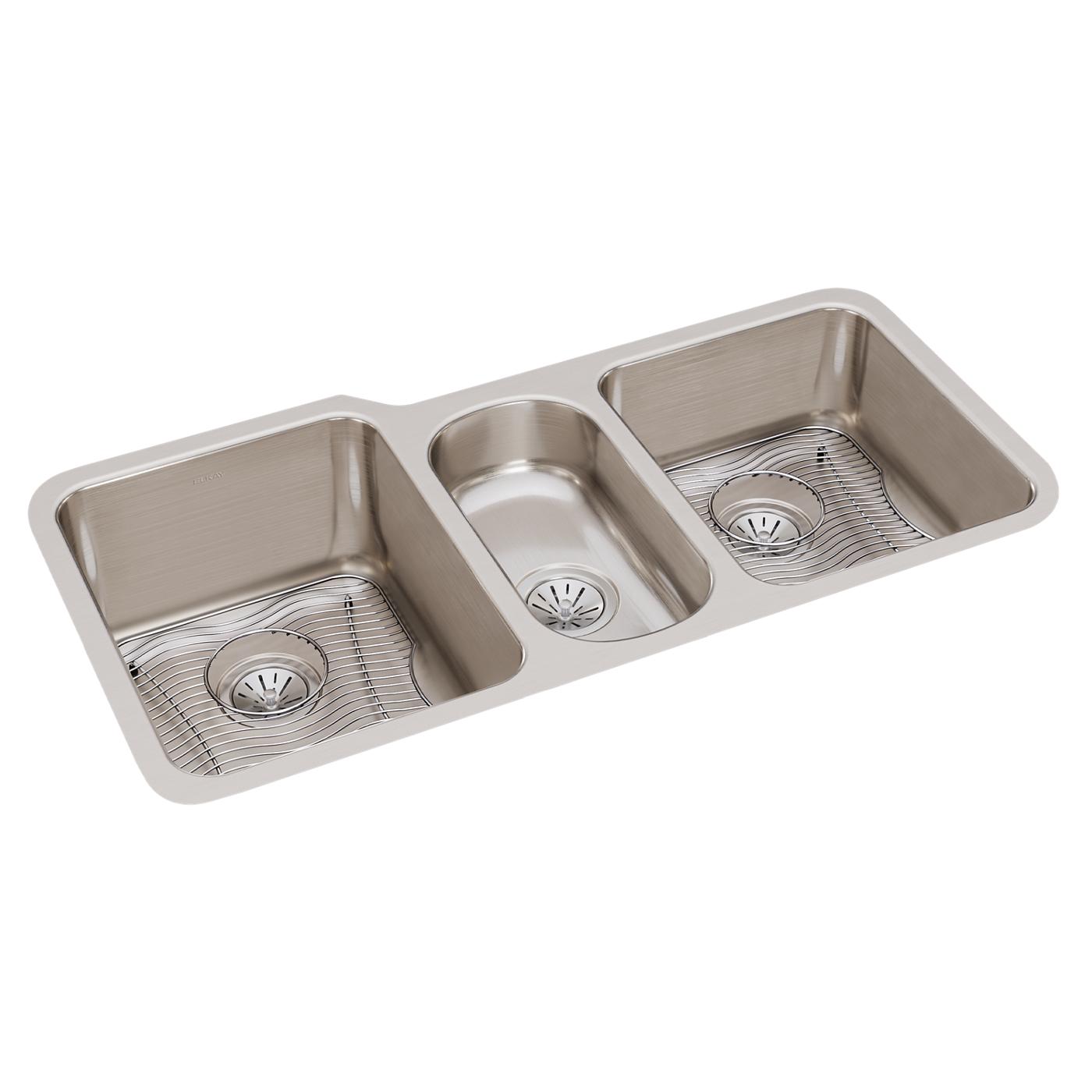 Elkay Tarja Lustertone® Classic Acero Inoxidable 40" x 20-1/2" x 9-7/8" Triple Bowl Bajo Cubierta — vista de producto